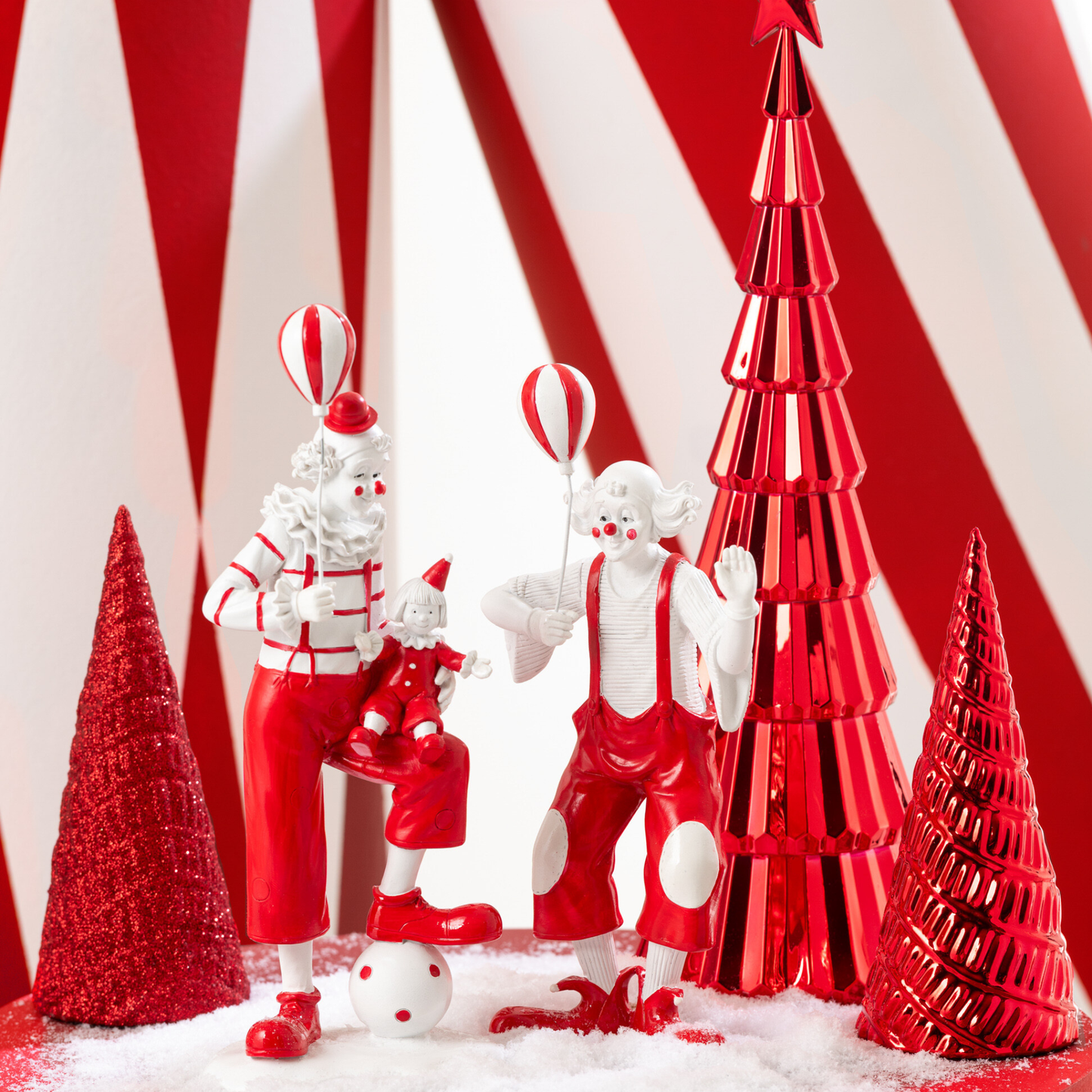 CLOWN BALL AND DOLL STONE RED AND WHITE