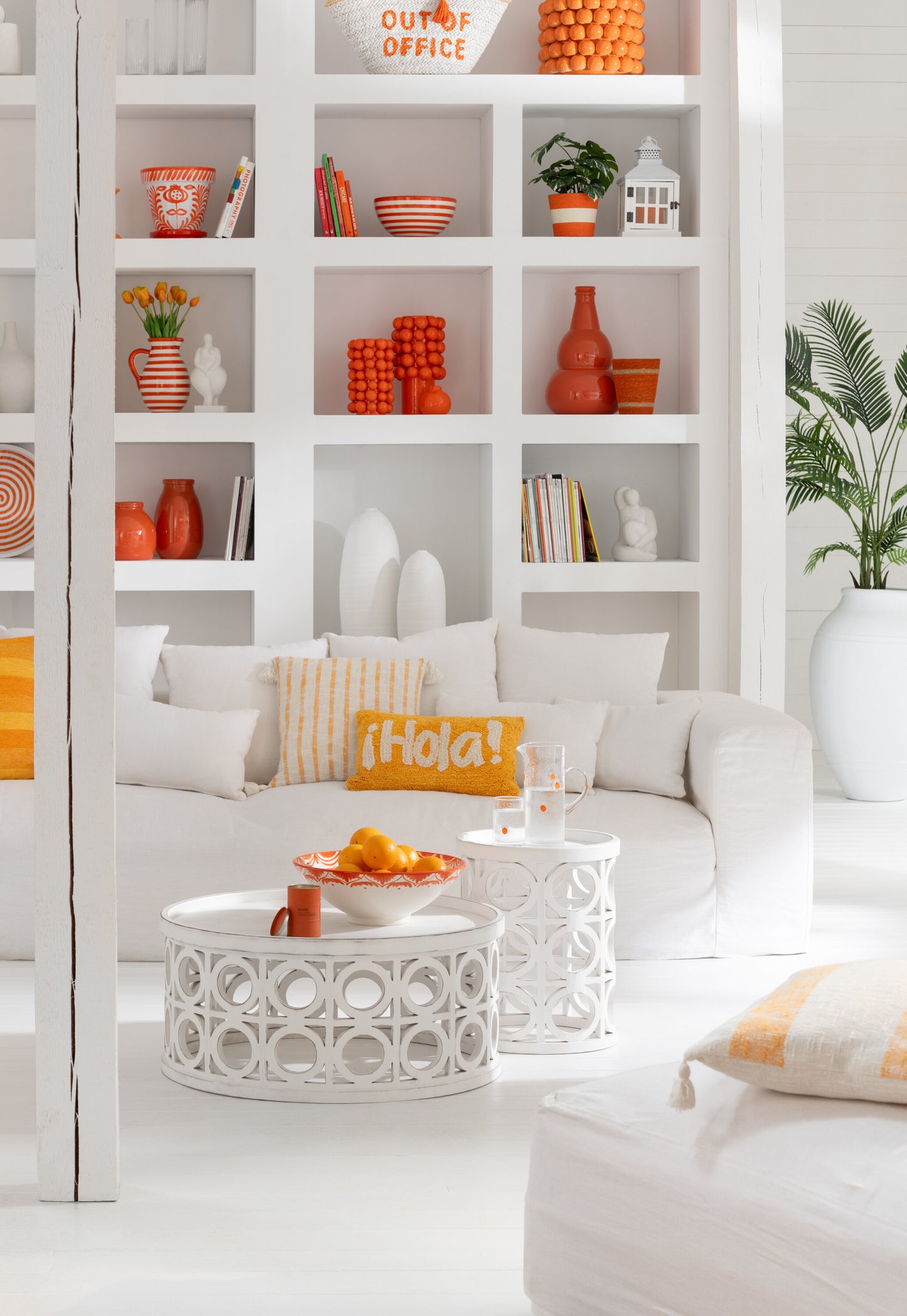 CUSHION HOLA 30 X 50 CM TUFTED ORANGE AND WHITE