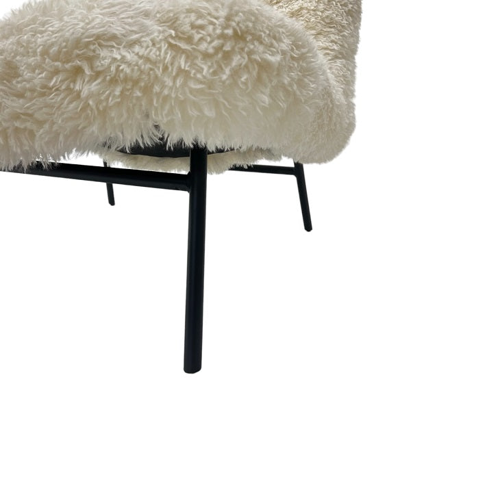 DOMME ARMCHAIR