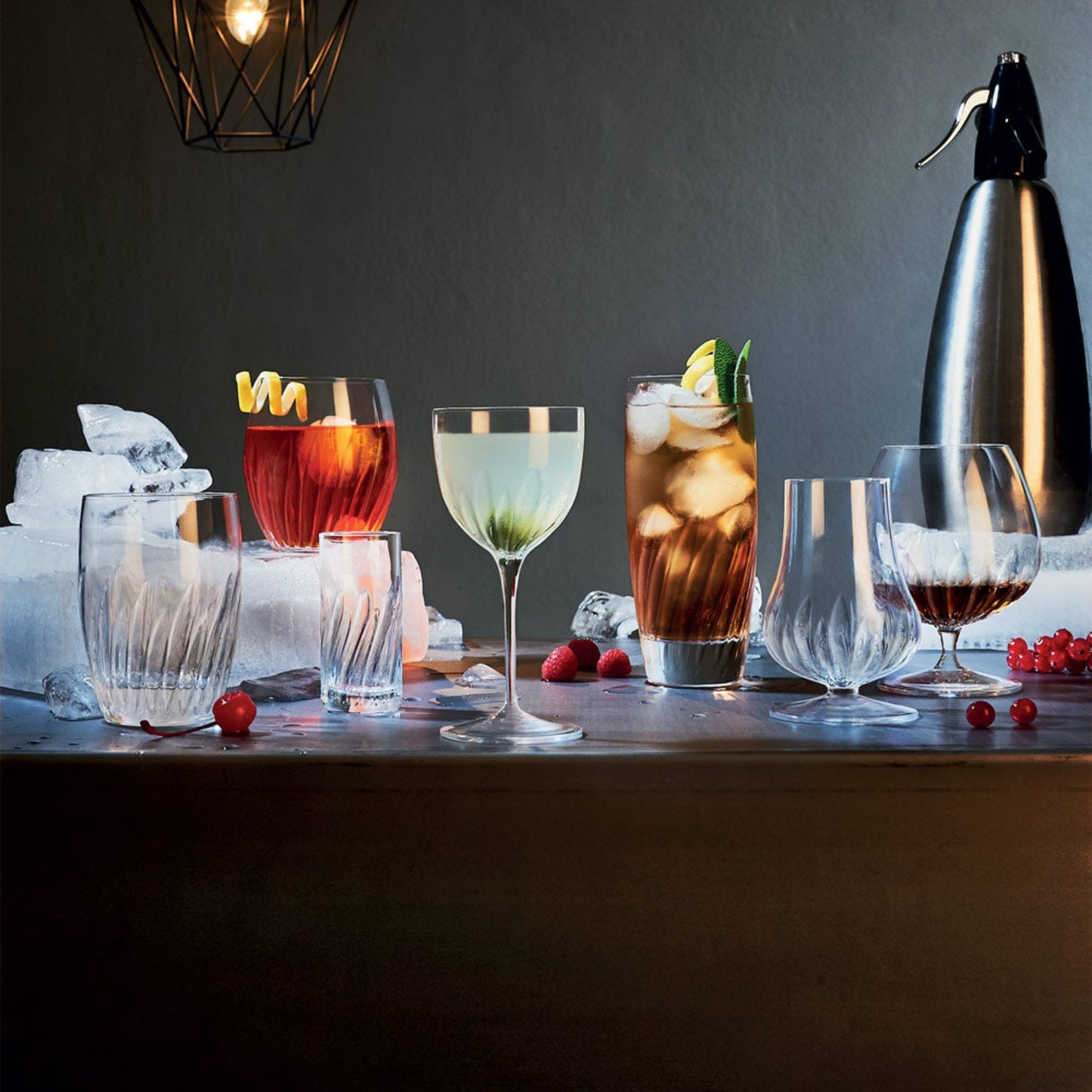 MIXOLOGY GIN AND TONIC GLASS