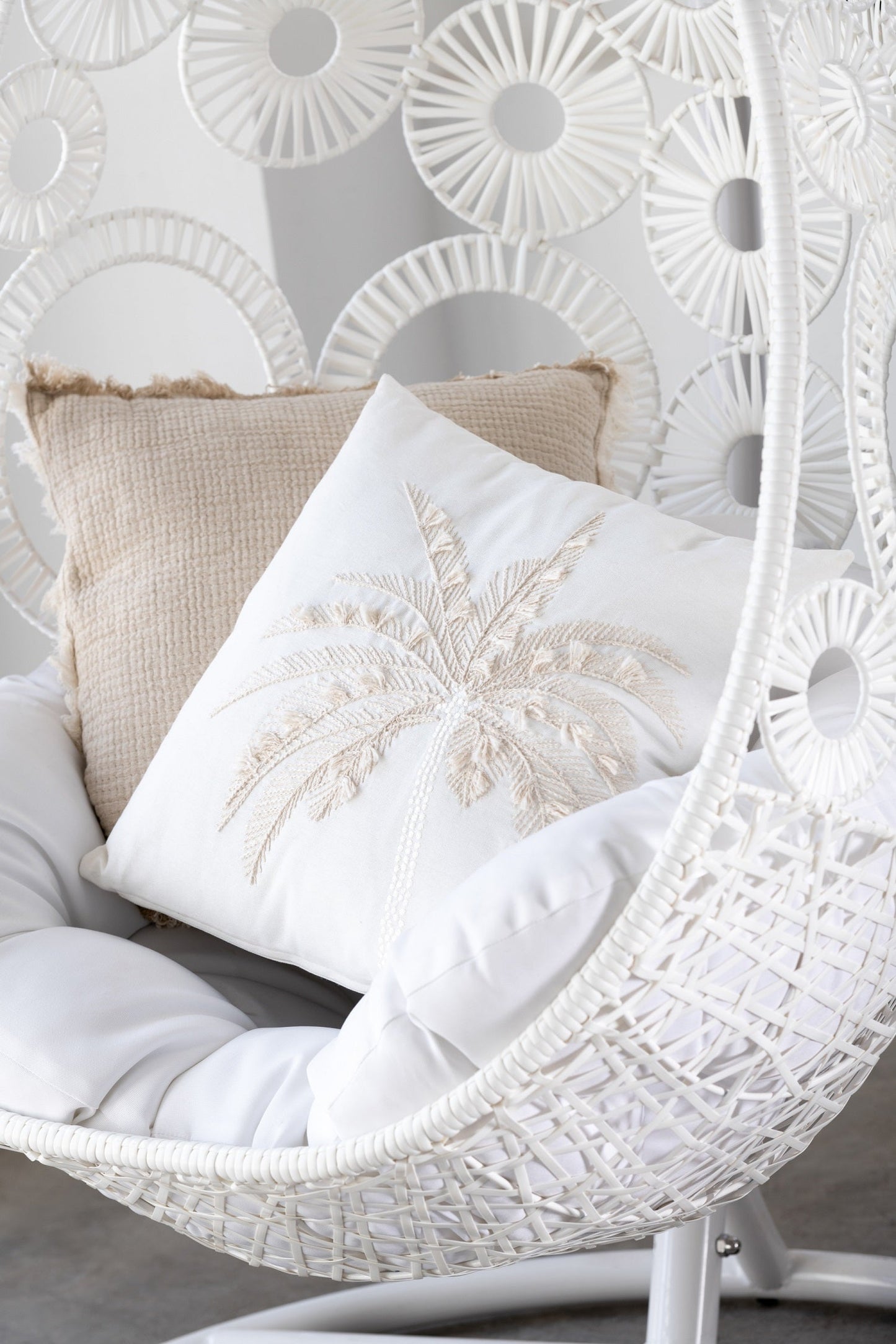 PALM TREE CUSHION