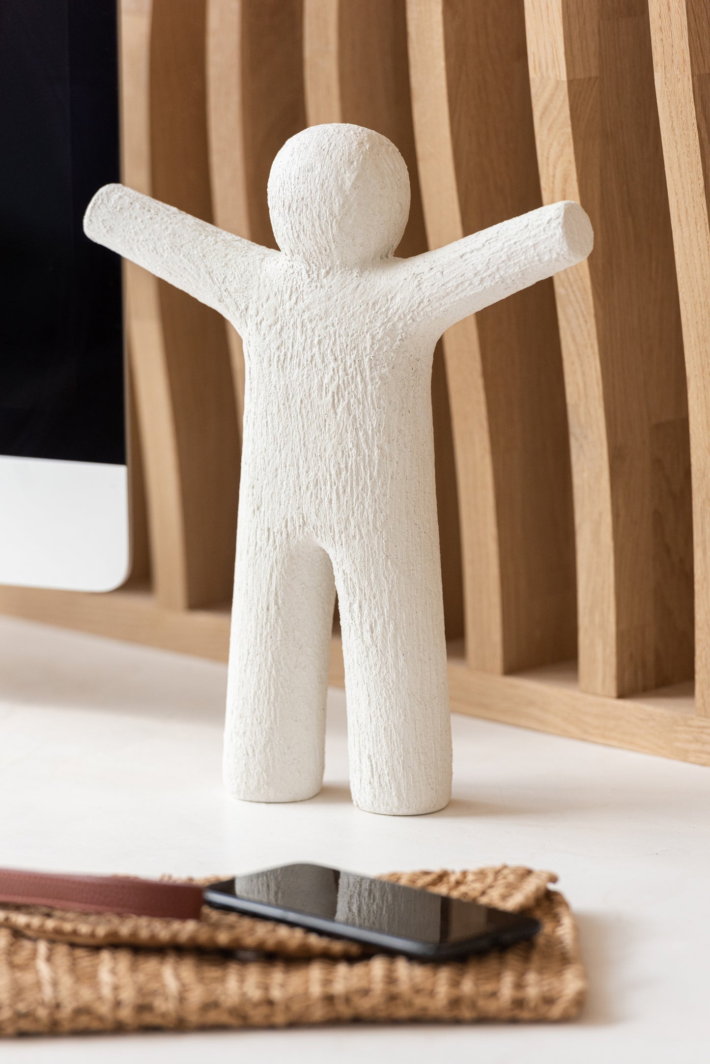 P'TIT MAURICE POLY OFF WHITE STATUE