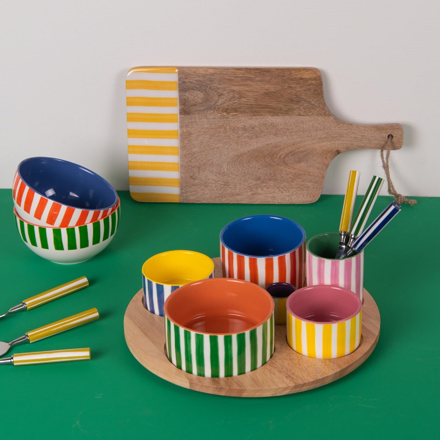 S6 SERVING BUENOS AIRES BOWLS WITH TRAY