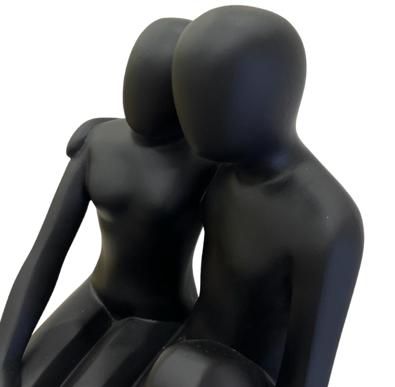 SEATED COUPLE STATUE