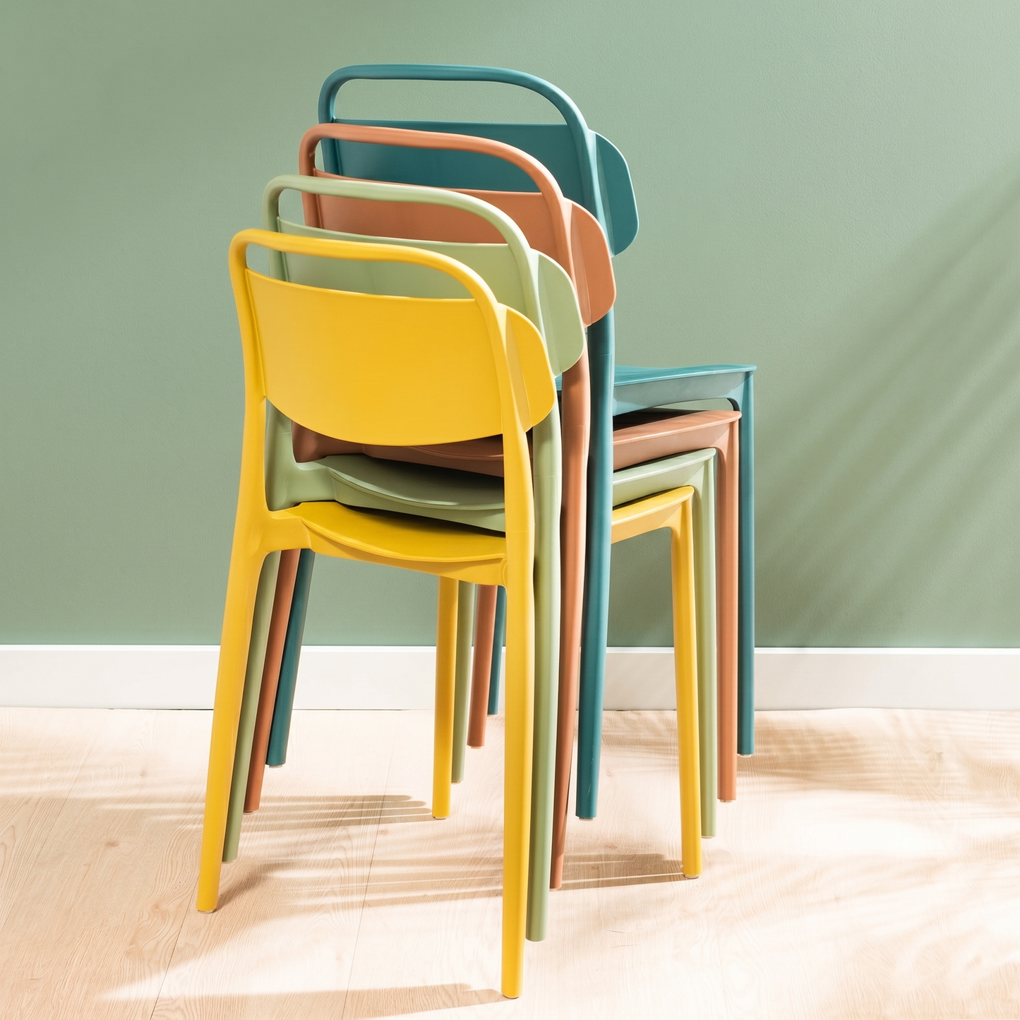 CHAIR CASSANDRE