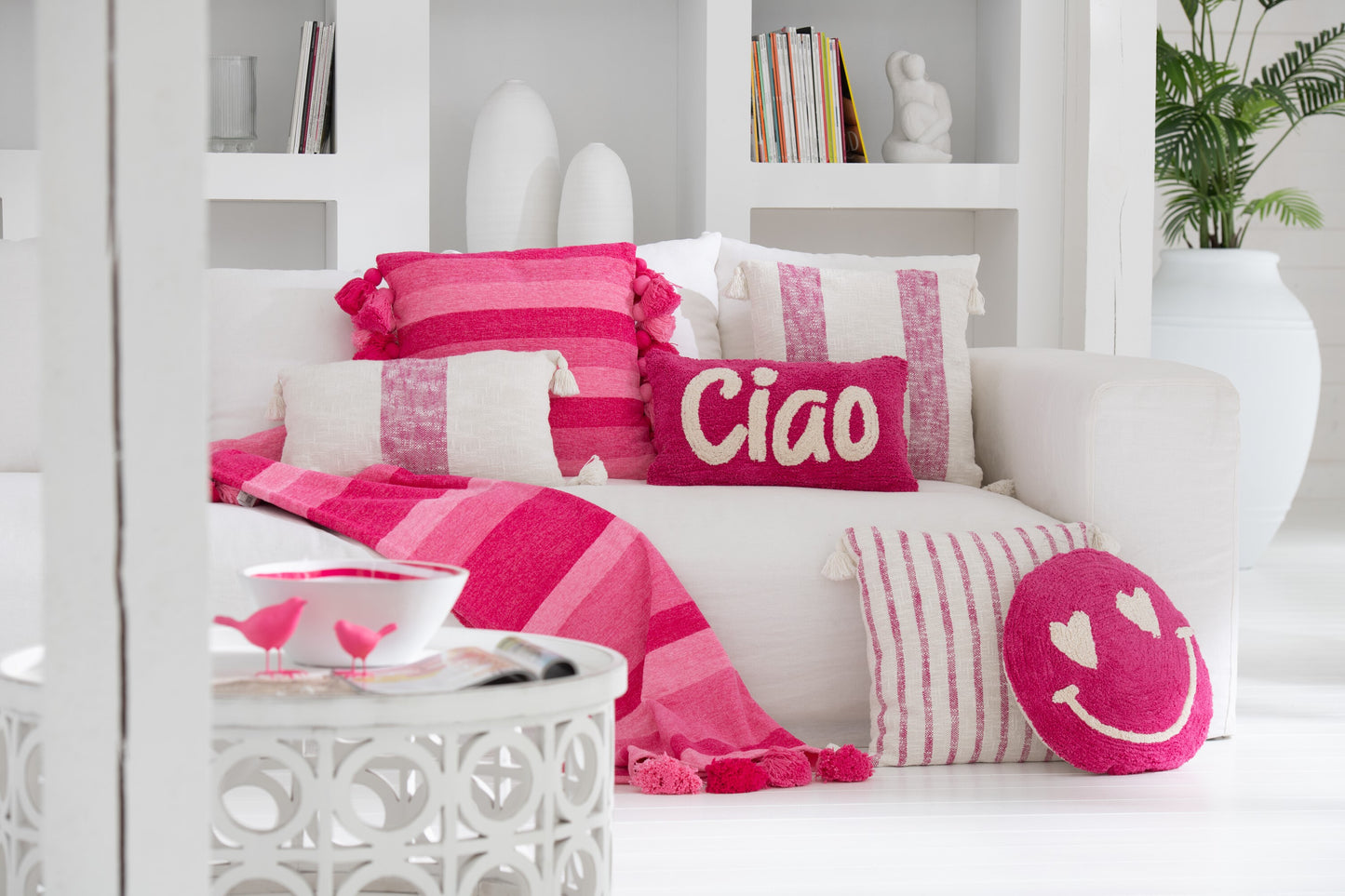 CUSHION CIAO 30 X 50 CM TUFTED PINK AND WHITE